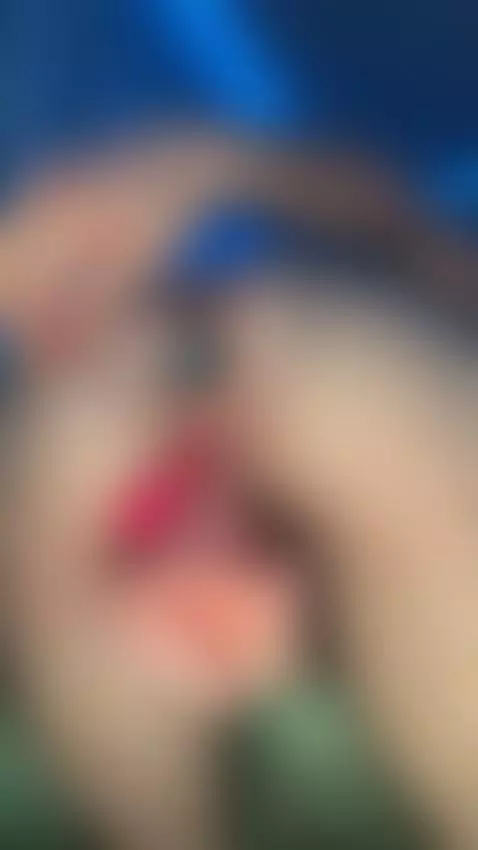 Close up vids?? Yeeessss!  Give the🐰 a like and follow! ✨ by lizzievonn