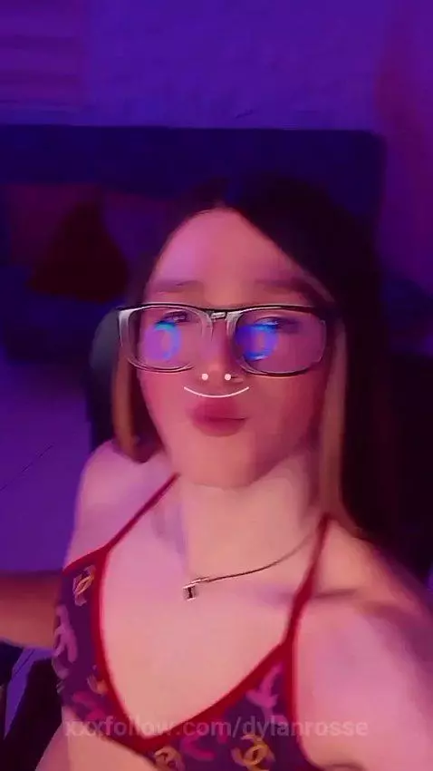 cutie lady by dylanrosse