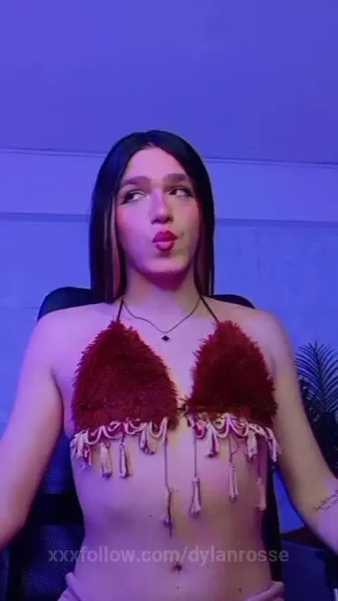 you put coconut oil on my body by dylanrosse