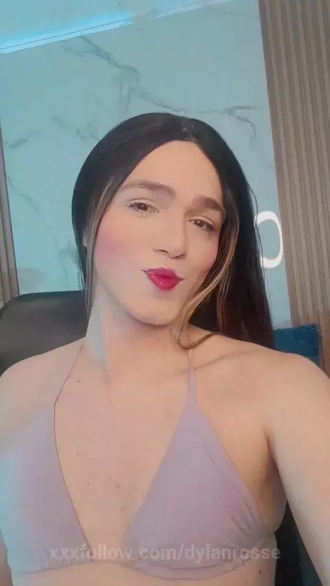 To seduce me again we took advantage of the fact that we saw... by dylanrosse