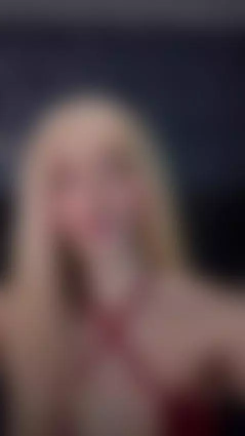 Do you like blondes? Here you have one and she is very naugh... by dylanrosse