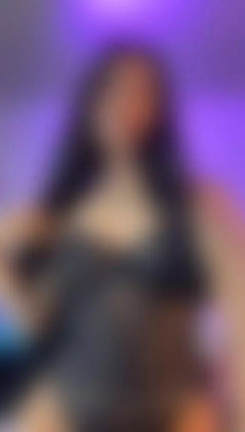 "I uploaded this one just to tempt you a little 😏" by amy-kiitty