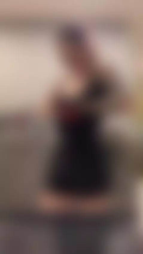 It's too hot by karinpaz77