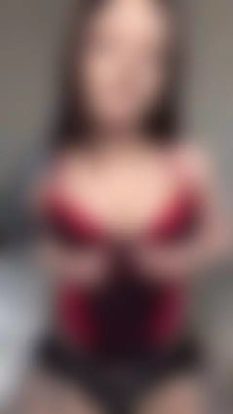 I want your cock shoved down my throat 🫦 by jadiexbaddie