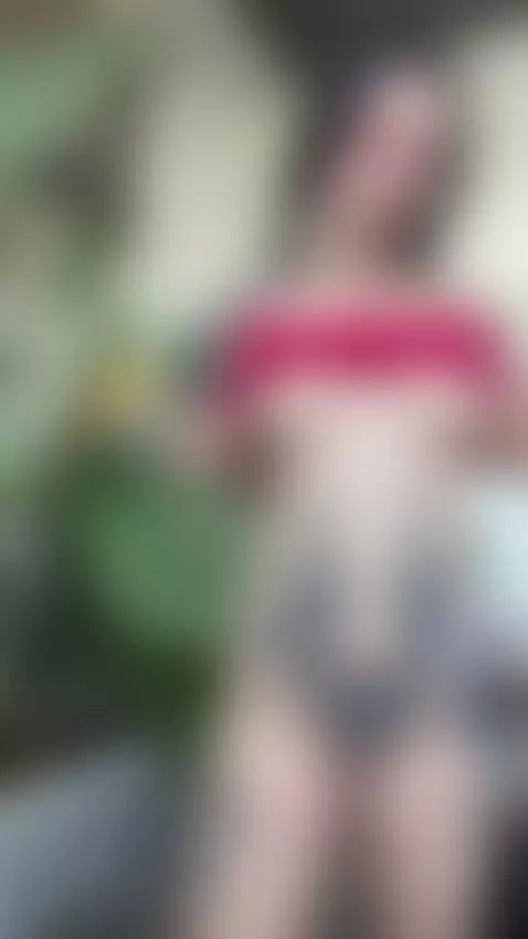 Tattooed curves teasing with red top pulled up 💦 by jadiexbaddie