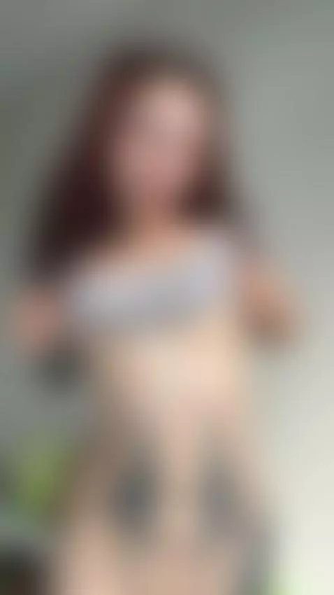 Tattooed girl pulls her top down to show off her wetness 😳 by jadiexbaddie