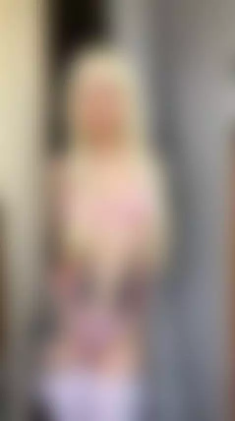 FOLLOW MY FREE OF PAGE by jadiexbaddie