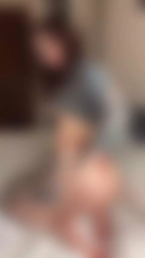 This ain’t free therapy, baby—pay to get wrecked. by jadiexbaddie