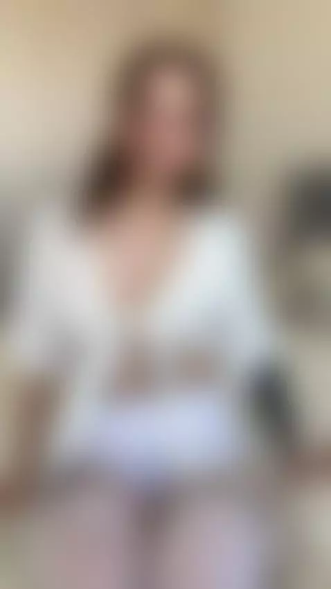 I felt cute. Might send the uncropped version to my subs lat... by jadiexbaddie