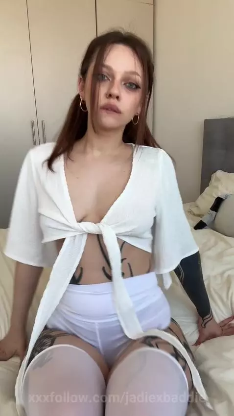 I felt cute. Might send the uncropped version to my subs lat... by jadiexbaddie