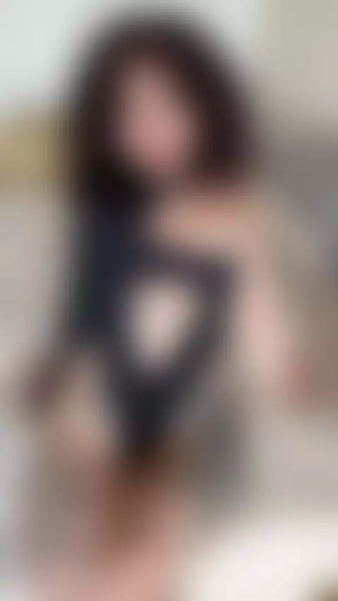 If I bite, will you bite back? by jadiexbaddie