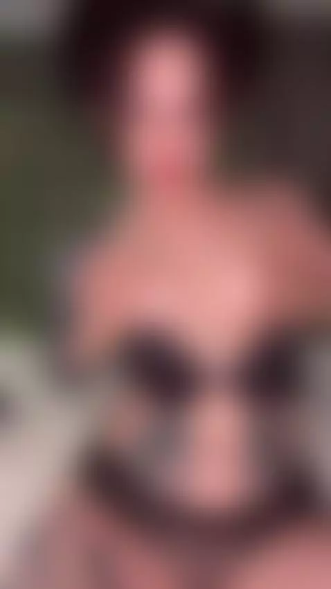 You make this moment feel easy by jadiexbaddie