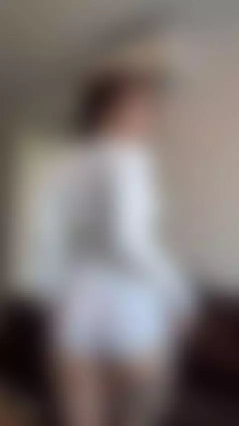 Plug pulsing inside. Beg to see. by jadiexbaddie