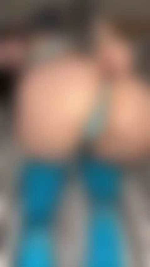 Sniff my yummy butthole😋 by jadiexbaddie