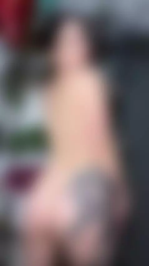 Fully nude, only tattoos🖤 by jadiexbaddie