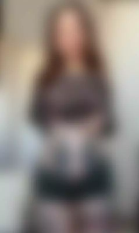 Want to taste your way down my stomach? by jadiexbaddie