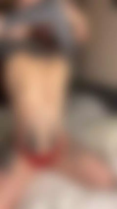 Make me beg with your cock inside 😳 by jadiexbaddie
