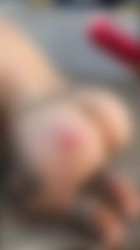 Tattooed ass gets waxed with red candle by jadiexbaddie