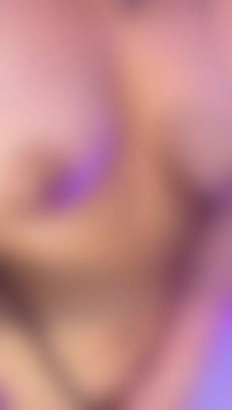 Juicy and Slippery: POV Hot Oil Massage 🍒🔥🥵😈
live Now! 🔥
htt... by martina-monrhoee