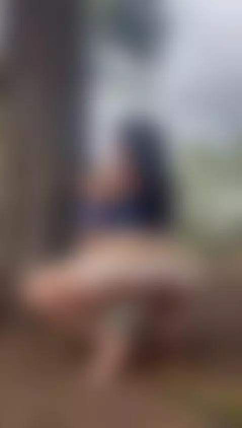 Snow White, do you want to try my apple? 🍑🍎😍
live Now! 🔥
htt... by martina-monrhoee