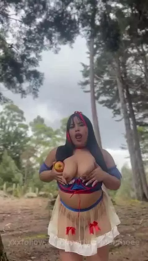 Between trees and temptations... the naughtiest girl in the ... by martina-monrhoee