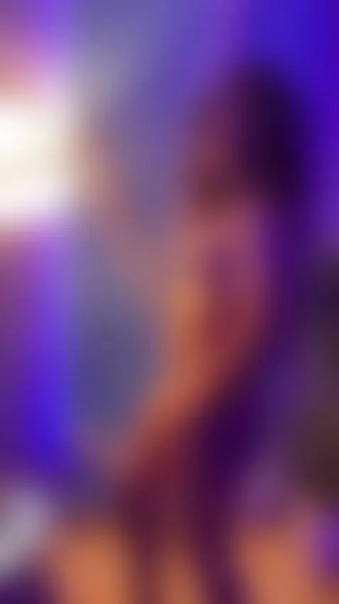 Sensual dance by ellitaylor