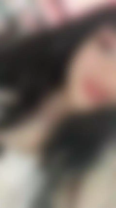 "I'm your webcam slut... tell me how you want to fuck me."🔥💦 by alixxon1