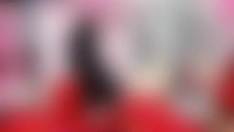 I'm a slut in heat, put everything in me and spank me hard.🍆... by alixxon1