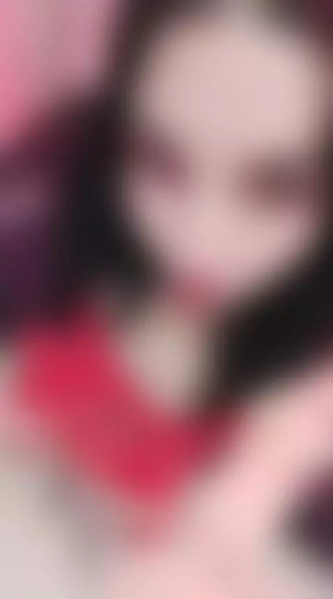 I want you to fill my beautiful face with your rich milk  🥵🔥... by alixxon1