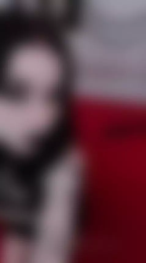 Come and explore this tight pussy while you get to the Squir... by alixxon1