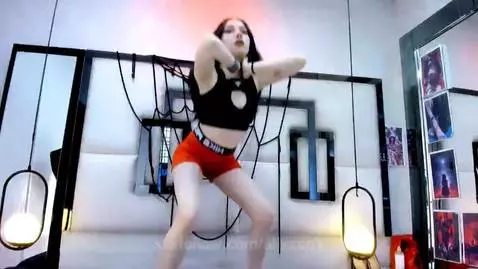 I'm waiting for you to make my pussy squirt 💦🥵🍆😈 by alixxon1