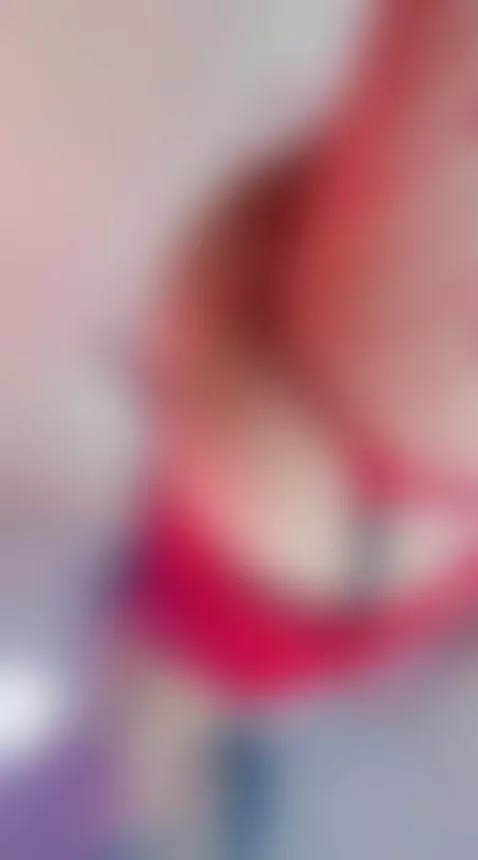 I want to sit with these big buttocks on your face 🍑😈 by alixxon1