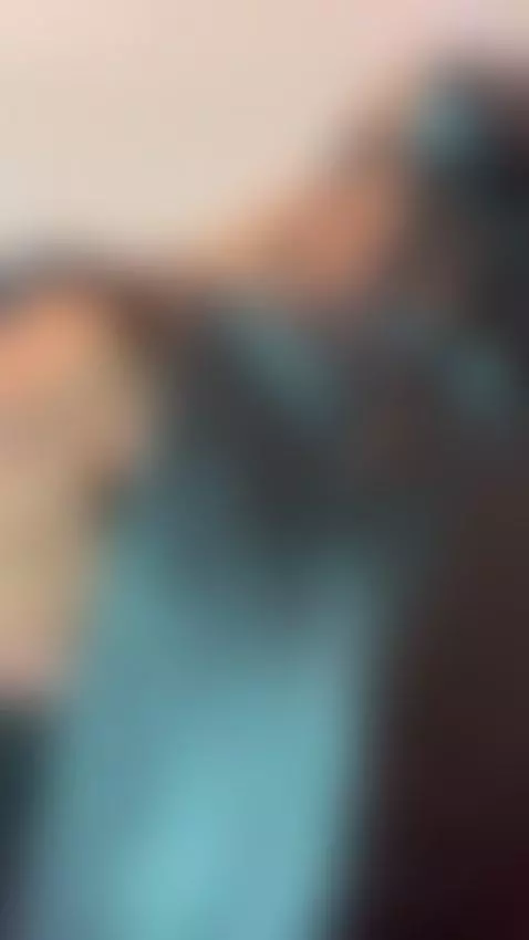 If I bring you a little closer... you may not escape 😏 by scarleetthott