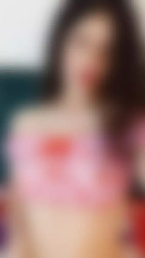 I almost get caugth by my mom recording this 🙈 by luxecamila