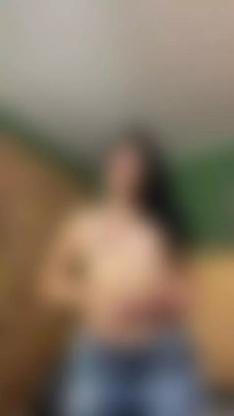 whitegirl, smallboobs, nipplespircing by aliceferrer1