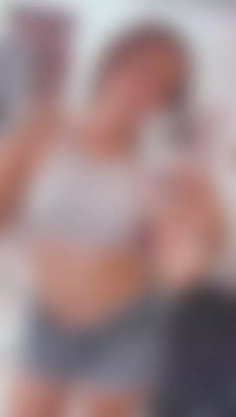 Hello! by aliceferrer1