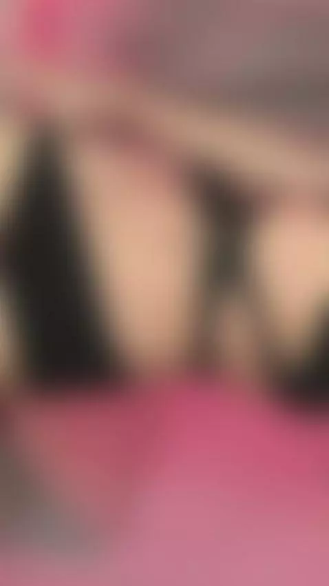 hey , exclusive content . link in bio by claudiarive