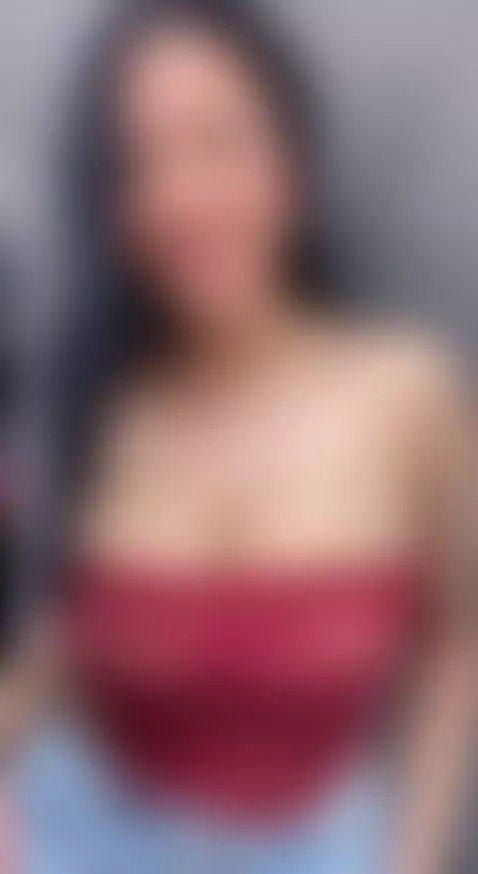 Wouldn't you want these tits to bounce on you? 🔥🔥 by valeeryevaans