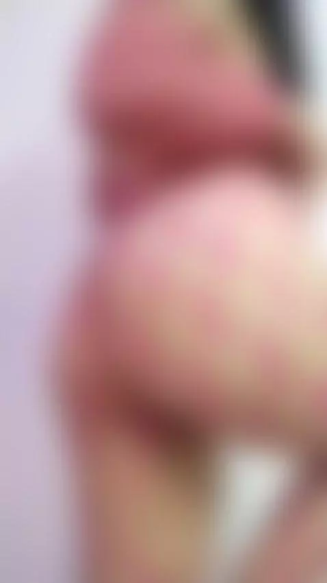 🥵A sexy MILF is what your life needs and that's why I'm here... by elizabethreyy