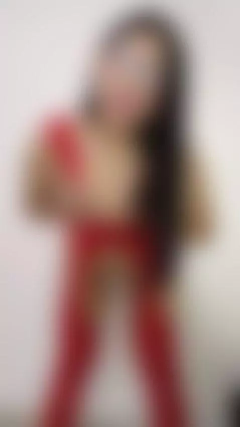 Live now!! by elizabethreyy