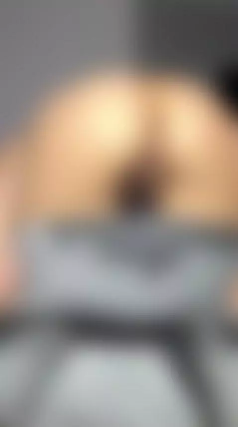 💦 I filmed this after midnight when I couldn’t behave anymor... by lilyulixo