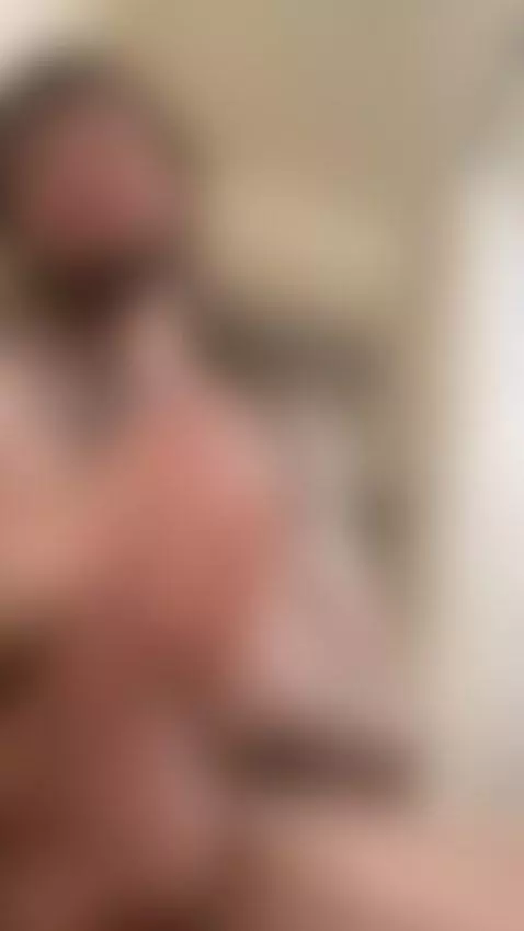 im live right now.. want some big white cock? by drewb231456789upshot