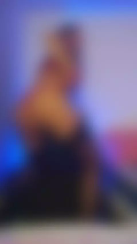 I'm your bitch by danielle-smithh