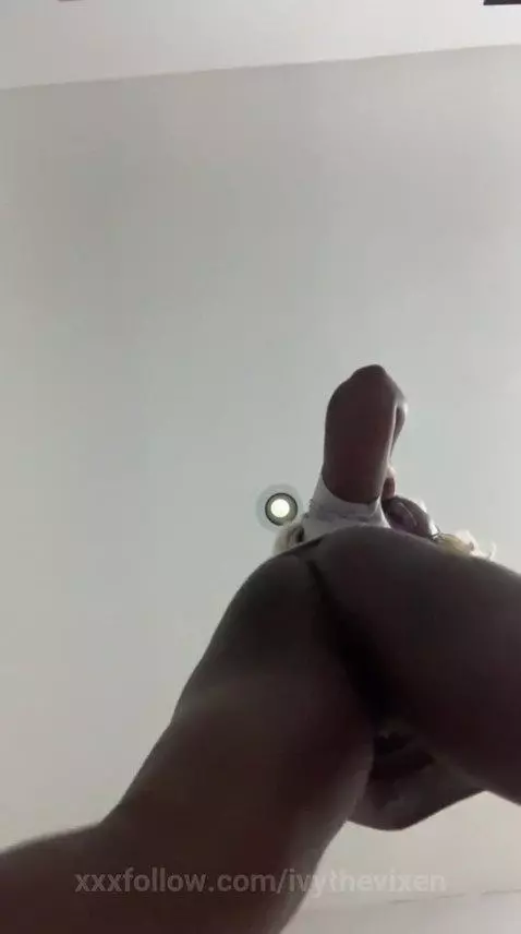 First 100 people to subscribe to my FREE onlyfans get a surp... by ivythevixen