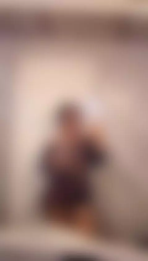 hey 🎆💕 by emma-broown