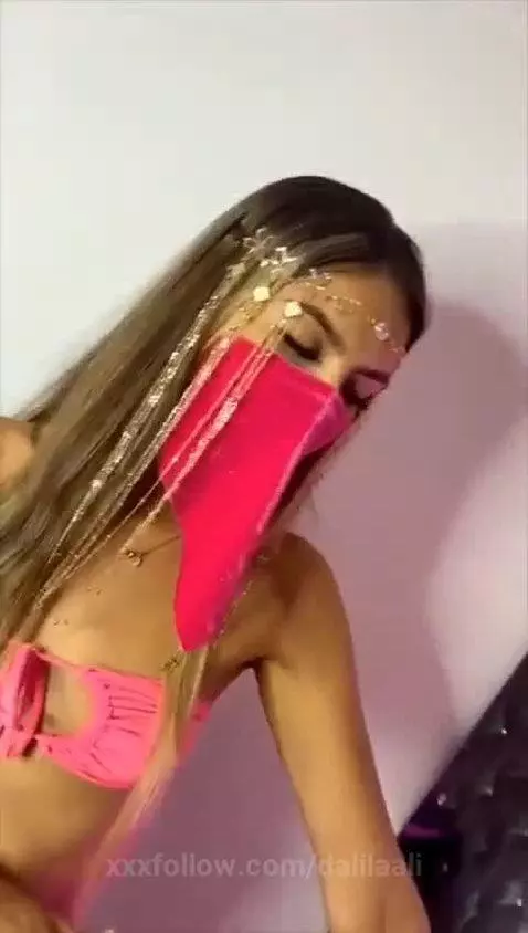 vestida de rosa lista para follar by dalilaali