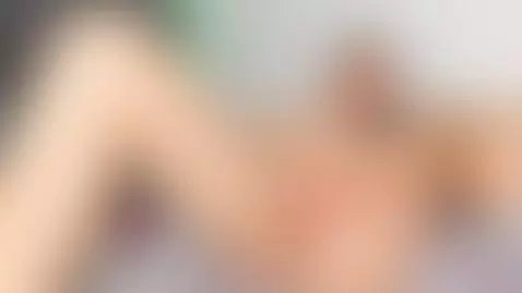 "In my world, sensuality has no limits ... do you dare to en... by arianapoarch