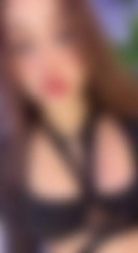 BEBE The temperature has already risen in my room... would y... by miiakay