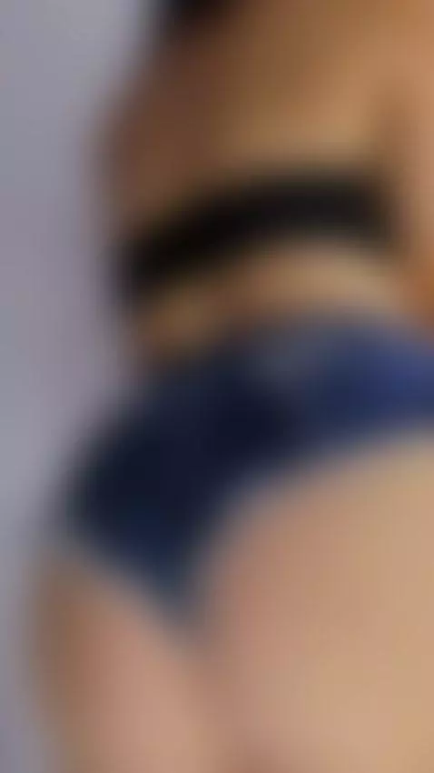 Just sit back and enjoy by elsalombardi