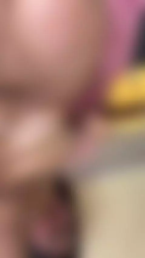 im playing with my hairy pussy guys by maiahairy